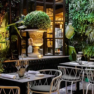 Hotel Luxus, Rom